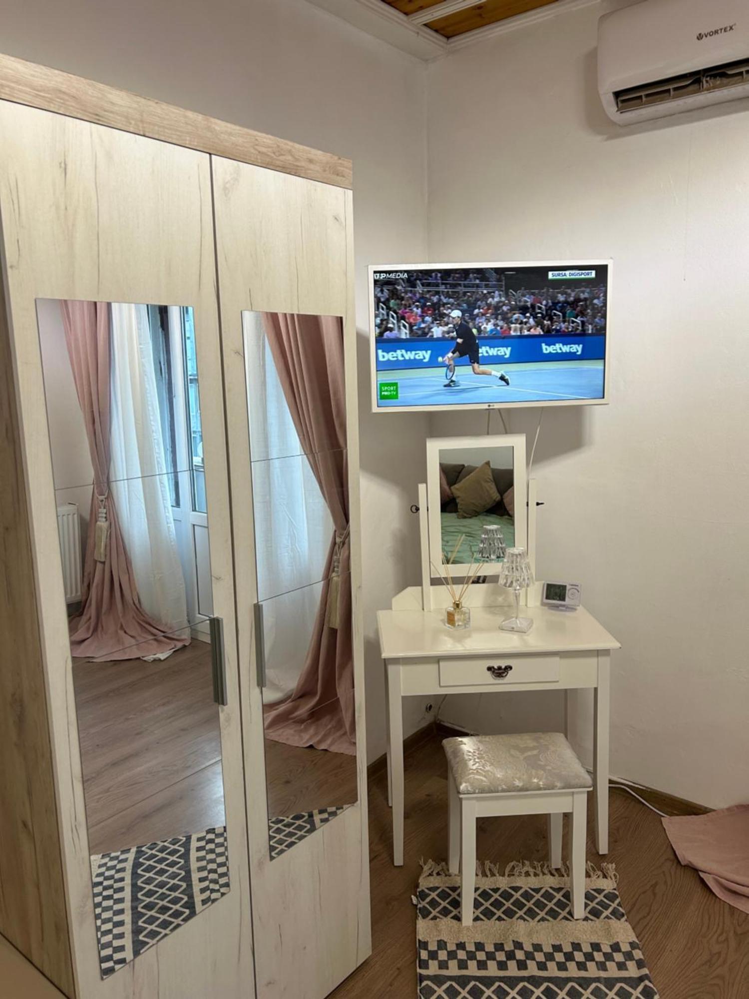 Panoramic Terace Victory Boutique Apartman Bukarest Kültér fotó